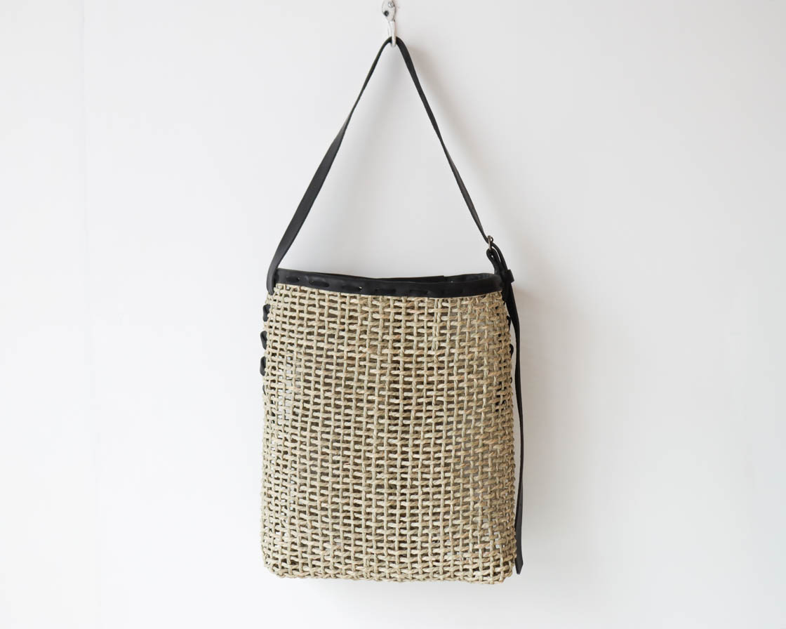 岡山 いかご 革ショルダー