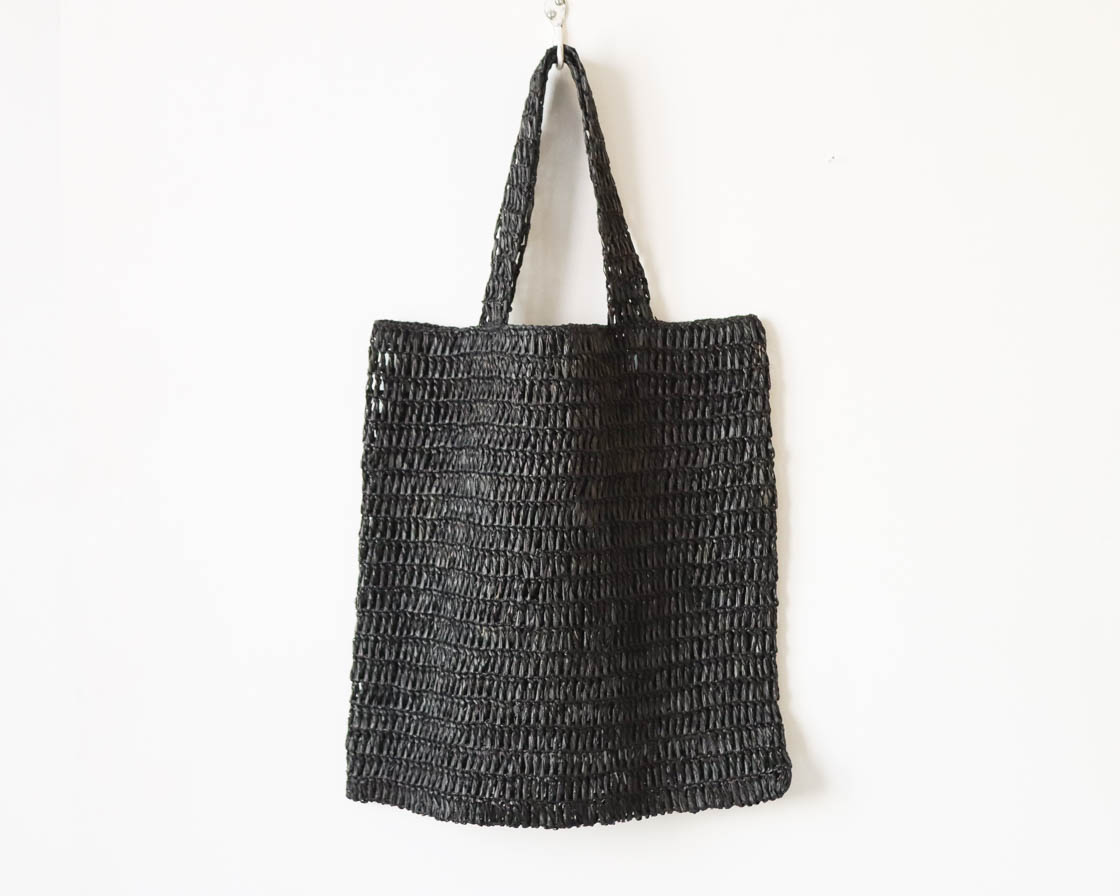 マダガスカル AMPIANA tote bag (black)