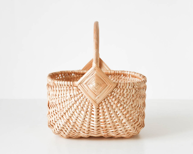 ラトビア ハンドルバスケット