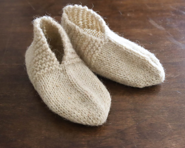 イラン 手編み靴下｜無地ショート/原毛