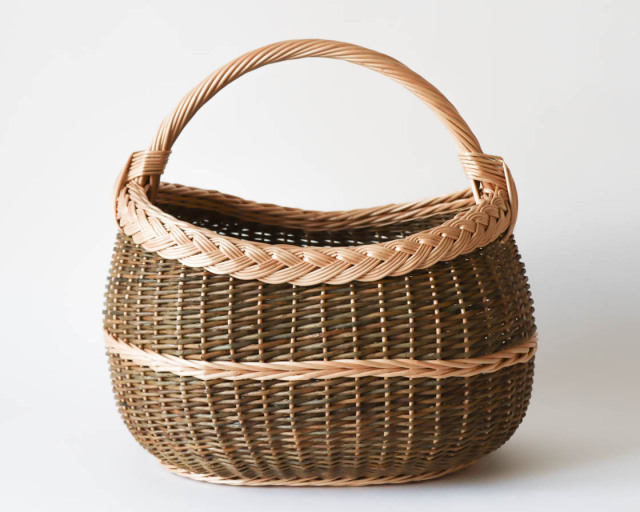 Latvian Handle Basket ラトビア　手仕事　バスケット　柳　籠 ラトビアの手仕事 ヤナギ買い物かごの通販｜北欧雑貨・絵本FAVOR