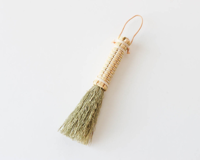 [中津箒] 筒型小箒 (生成)