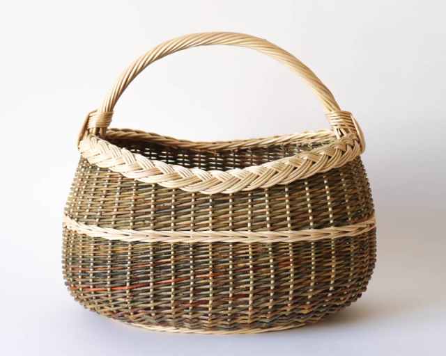 ラトビア オーバル バスケット