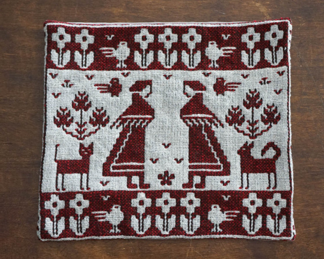 クッションカバー｜ダヌータ・ラドゥルスカ