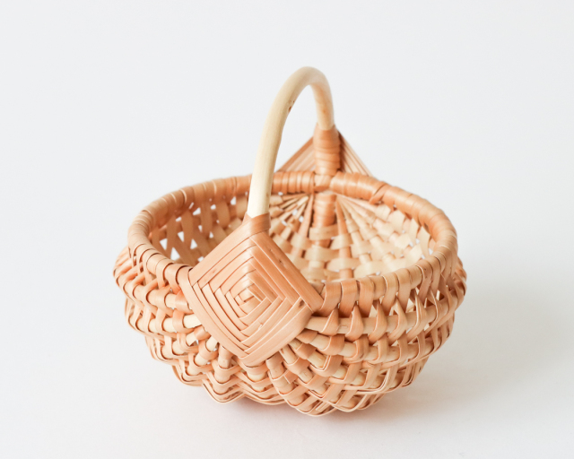 ラトビア ミニバスケット (9cm ブラウン)