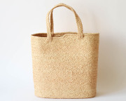 マダガスカル AMPIANA julie bag