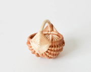 ラトビアのかご｜バルト三国のかご｜世界のかご カゴアミドリ