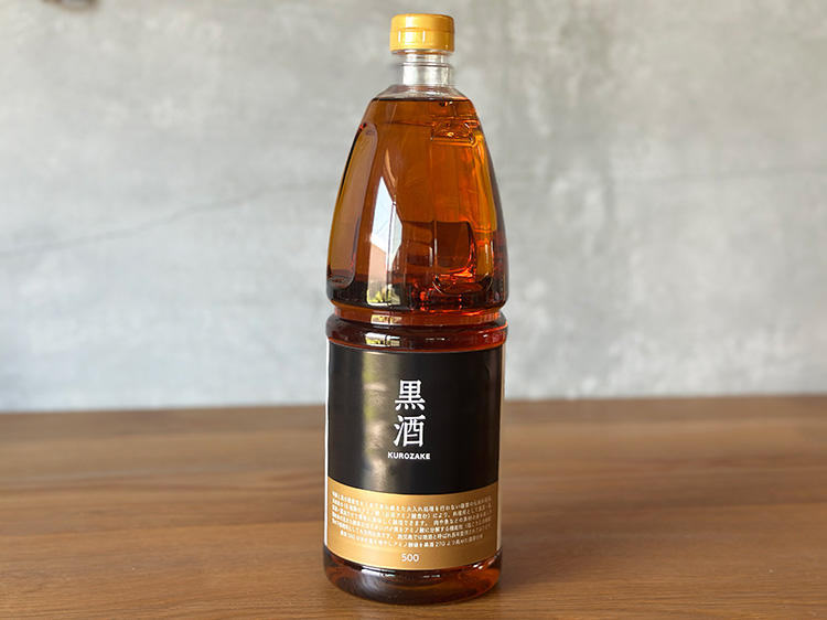 みりん・料理酒のいいとこどり！料理が楽しくなる黒酒 1800ml【1.9kg】