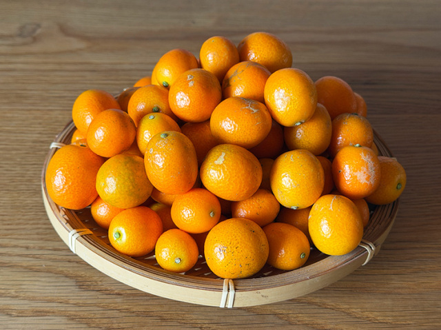 ★訳あり商品★ キズあり無選別・ジャム用  まるかじり金柑 1kg【1.2kg】