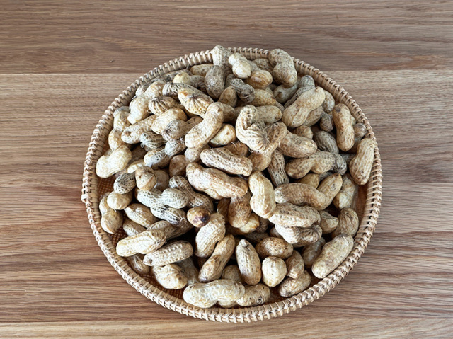 鹿児島県産　減農薬栽培の生落花生(なまらっかせい)無選別 800ｇ～1kg【1.2kg】