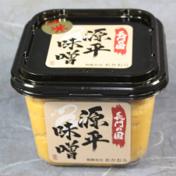 【おかむら】源平田舎特上米味噌 650g（プラ容器）