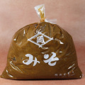 【おかむら】赤味噌/中味噌 800g（袋）