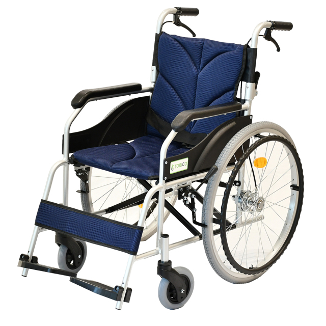 介護・外出に最適】 TORICO 自走式 軽量折りたたみ車椅子 「よか