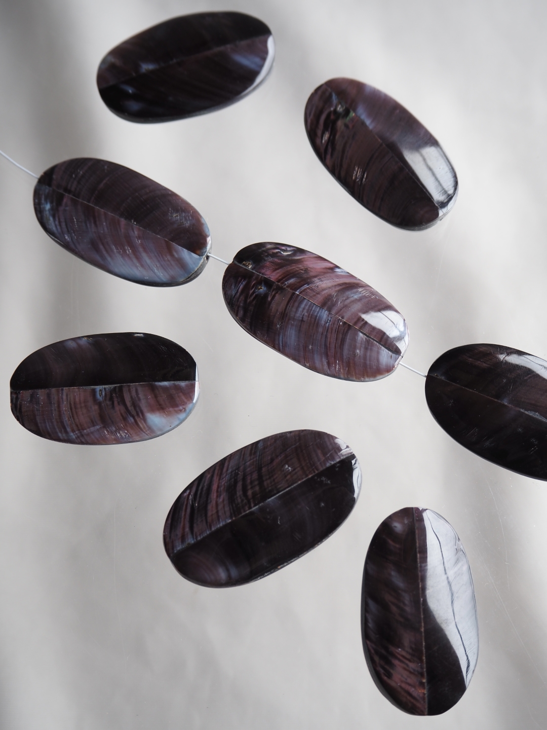 バイオレットオイスター オーバル(クロタイラギ)【約3.3cm】[メール便可] 貝殻