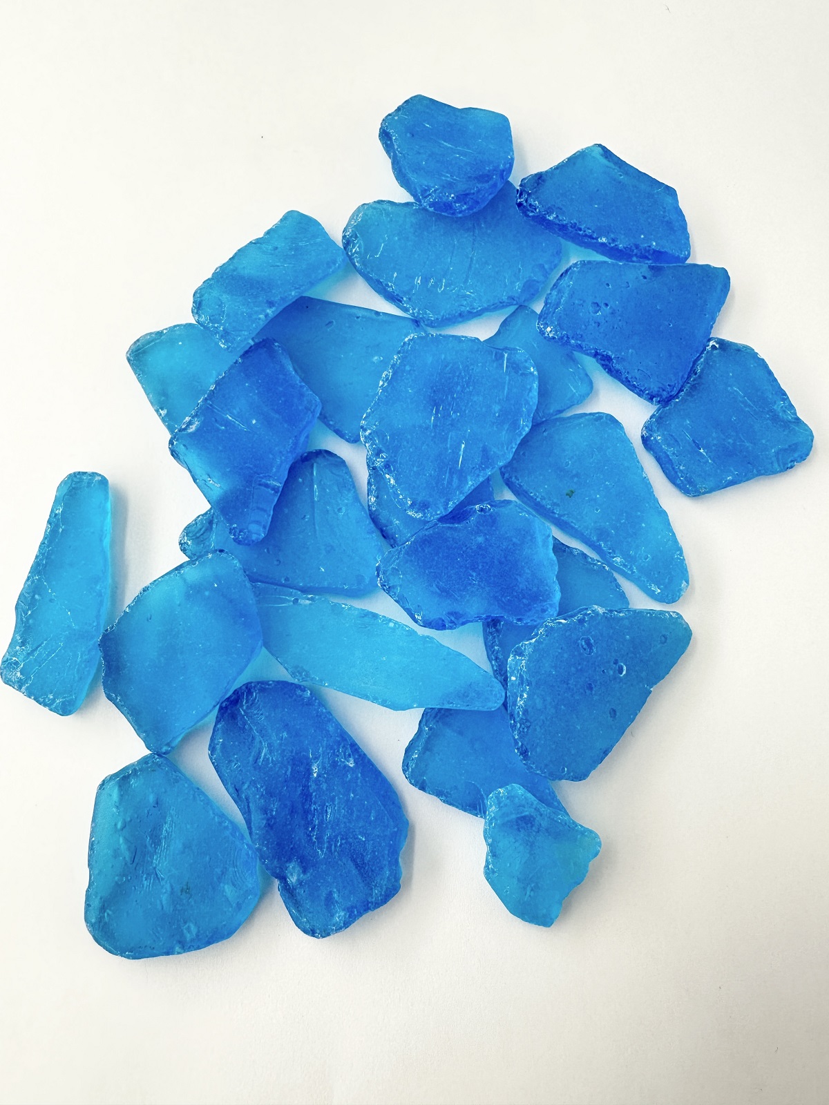 ビーチグラス(人工)単色売り-スカイブルー-【約250ｇ】[メール便可-3袋まで]　En: Beach Glass - sky blue (250g)