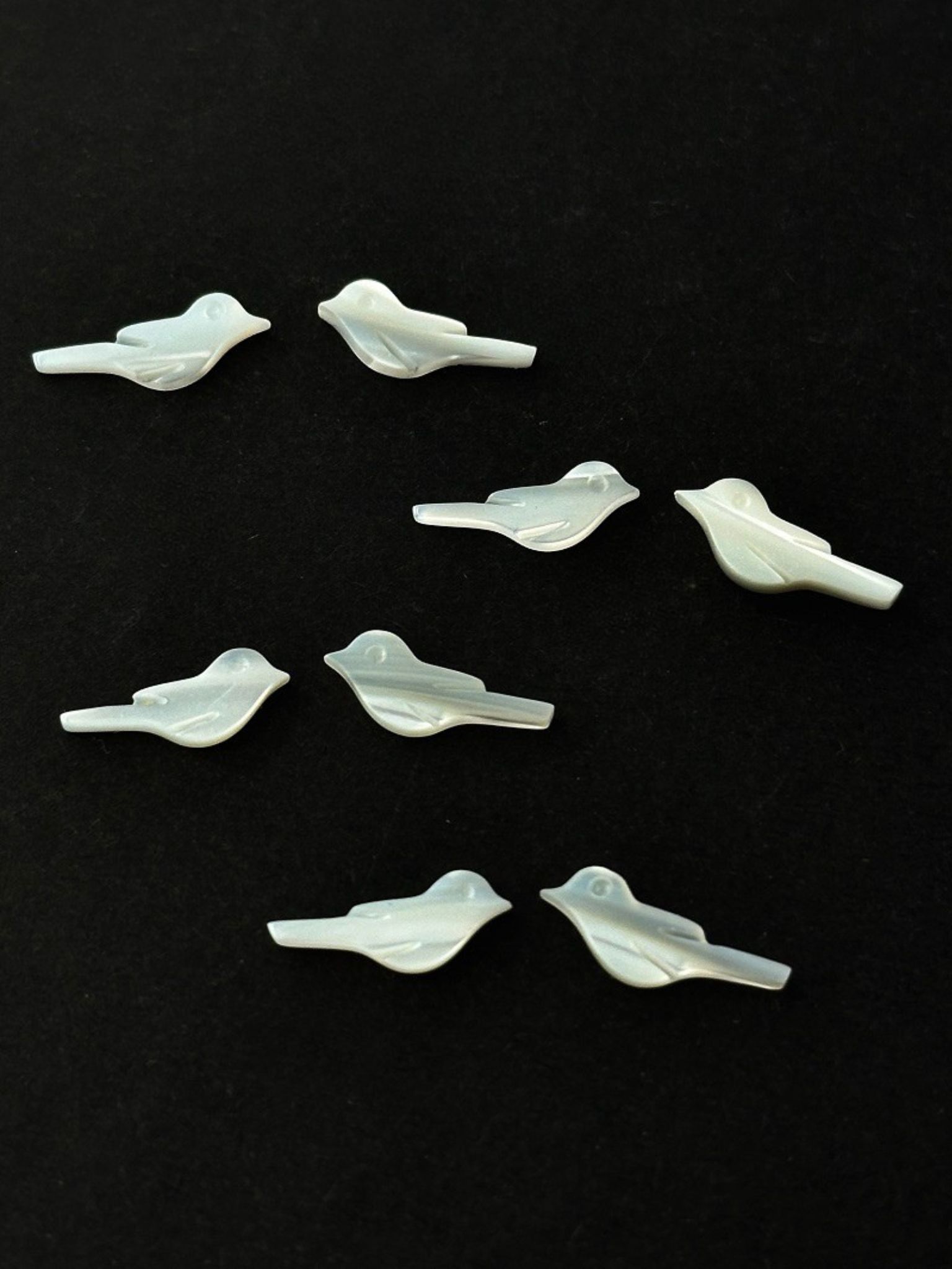 シェルビーズ - ことり 穴無(タカセガイ)【約6×14mm/1個】[メール便可]まとめ買い10%OFF #2103 En:Shell Beads -Trocus- 貝殻