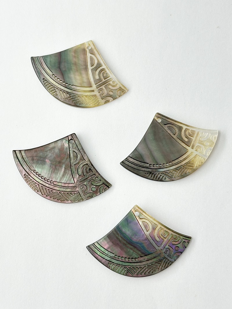 シェルパーツ-ファンデザイン(クロチョウガイ)【約26×39mm/1個】[メール便可]まとめ買い10%OFF #2112 En:Shell parts -Black MOP 貝殻