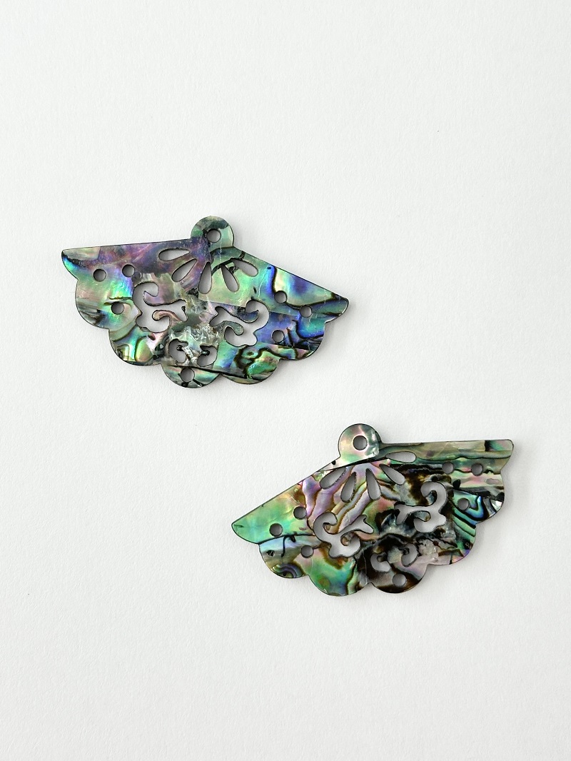 シェルパーツ-ファンデザイン(パウアアバロン)【約22×36mm/1個】[メール便可]まとめ買い10%OFF #2156 En:Shell parts -Haliotis iris 貝殻