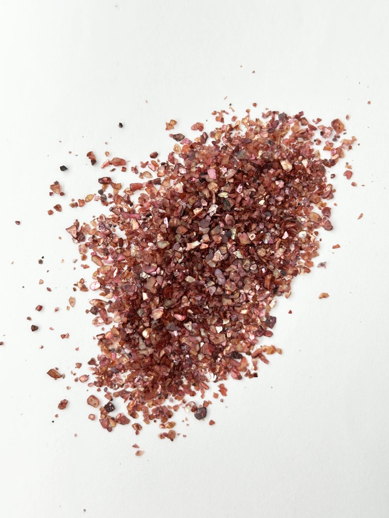 シェルフレーク(レッド)アコヤガイ【約1～2mm(約2g)】#2022[メール便可]まとめ買い20%OFF