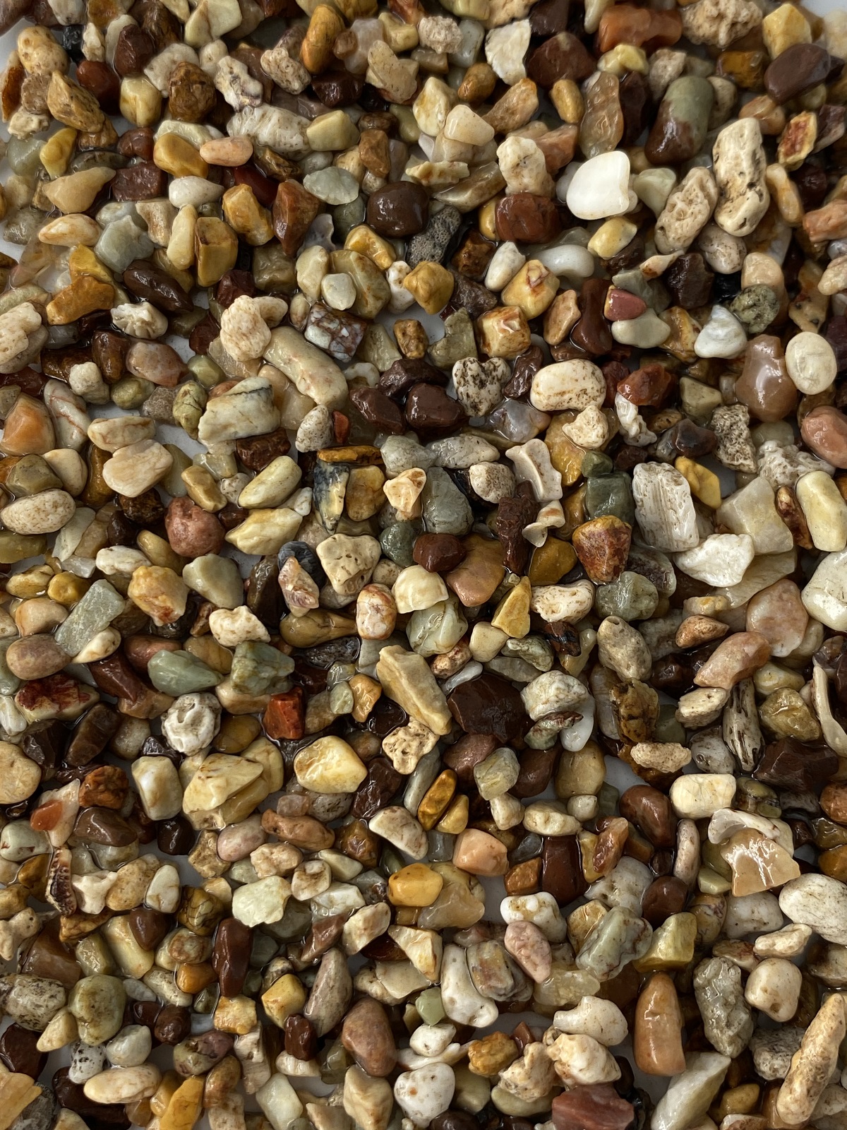天然玉砂利　【桜】 1KG　サイズ：１分 （3-5ｍｍ）　♪小粒！水槽底砂に最適♪ En:  Natural pebbles -sakura- (size:3-5mm, per 1kg)