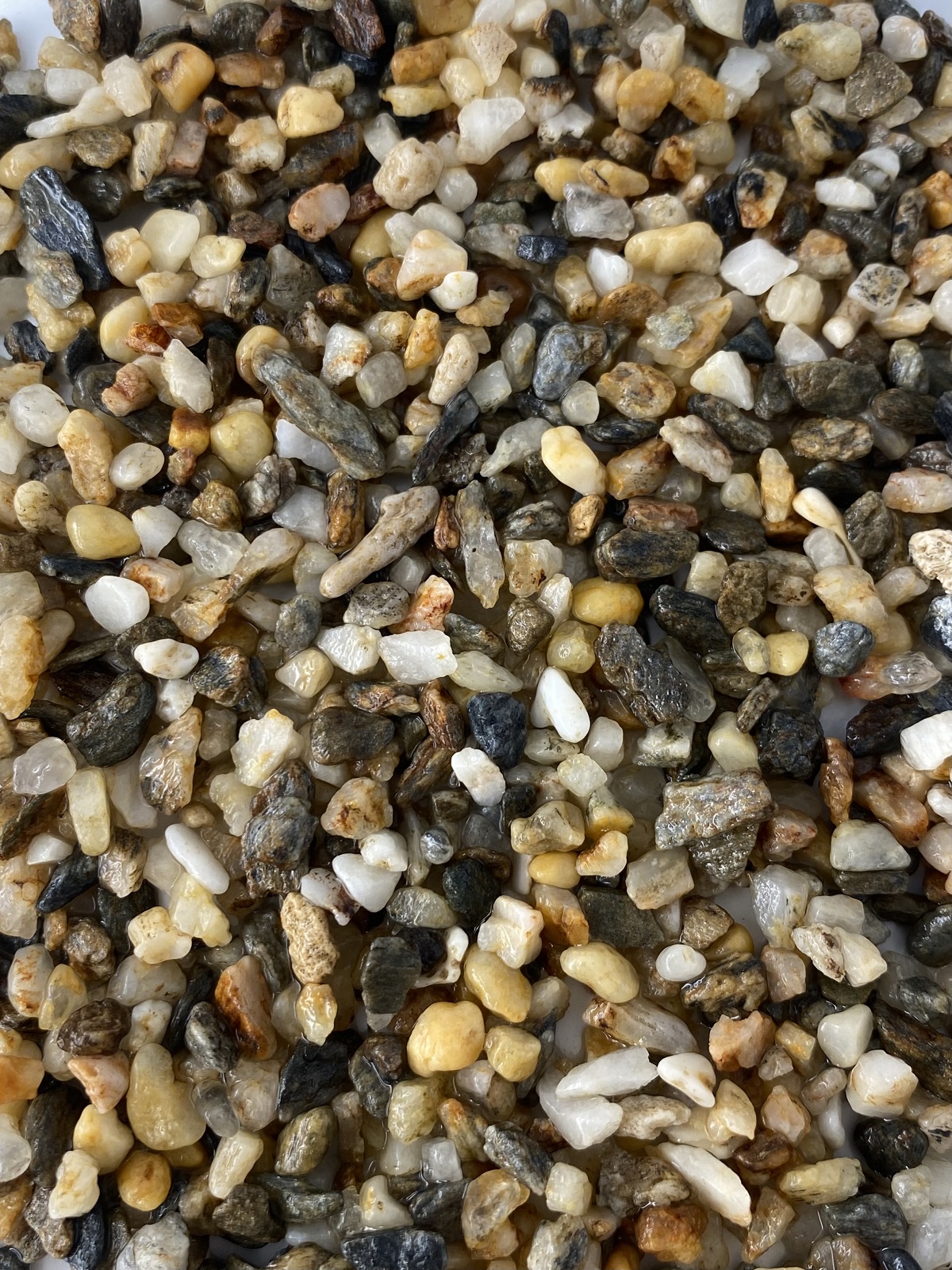 天然玉砂利　【明石】 1KG サイズ：１分 （3-5ｍｍ）　♪小粒！水槽底砂に最適♪En:  Natural pebbles -akashi- (size:3-5mm, per 1kg)