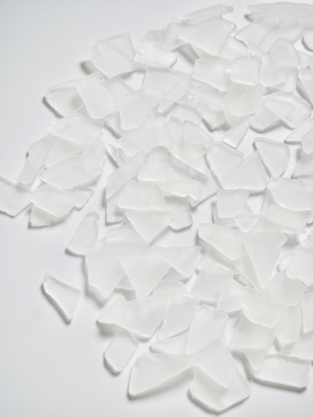 ビーチグラス(人工)単色売り-ホワイト-【約250ｇ】　[メール便可-3袋まで]  En: Beach Glass - wthite (250g)