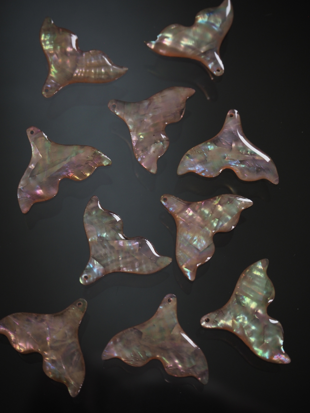 シェルビーズ - マーメイドテール ピンク(シロチョウガイ)【約18×25mm/1個】 [メール便可]まとめ買い10%OFF #1064 En:Shell Beads -White MOP 貝殻