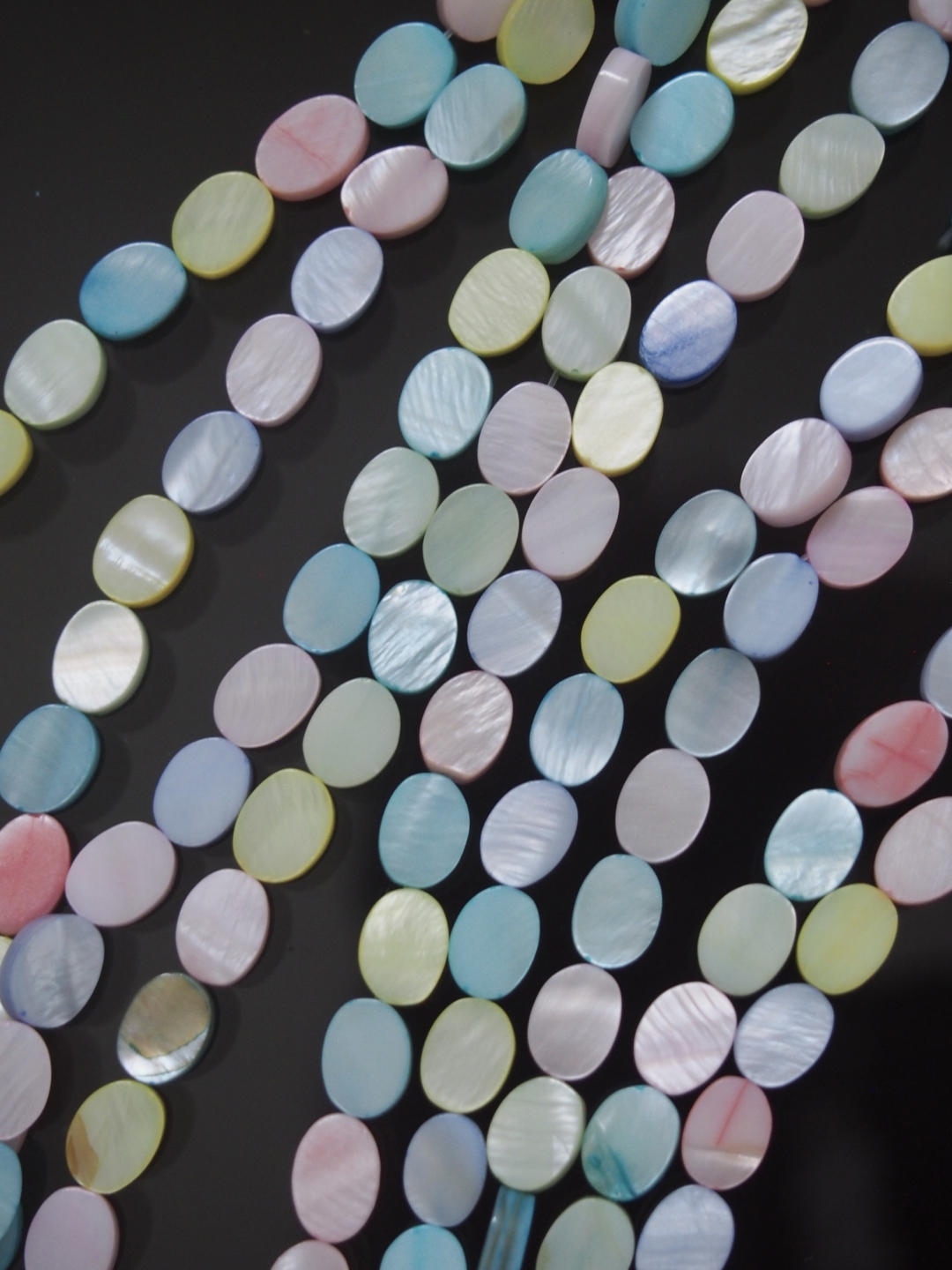 淡水真珠貝 -パステルカラー- オーバル【約8mm】＃238[メール便可]   En:Freshwater pearl MOP - Shell Beads 貝殻