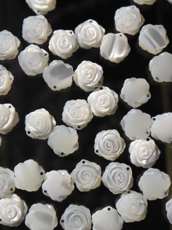シェルビーズ - ローズ(タカセガイ)【約10mm/1個】[メール便可]まとめ買い10%OFF #252 En:Trocus - Shell Beads -rose 貝殻