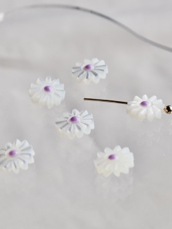 シェルビーズ-マーガレット バイオレット 穴有(タカセガイ)【約8mm/1個】[メール便可] #1081 En:Trocus - Shell Beads 貝殻