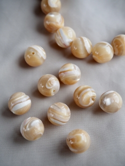 タカセガイ-丸ビーズ【約11mm】[メール便可] #293 En: Shell Beads -Trocus 貝殻