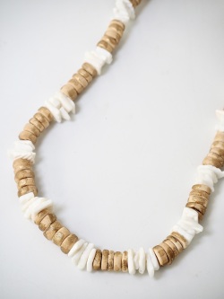 ホワイトローズネックレス【全長約40cm/1個】[メール便可]まとめ買い10%OFF