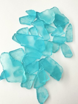 ビーチグラス(人工)単色売り-アクアブルー-【約250ｇ】[メール便可-3袋まで]　En: Beach Glass - aqua blue (250g)