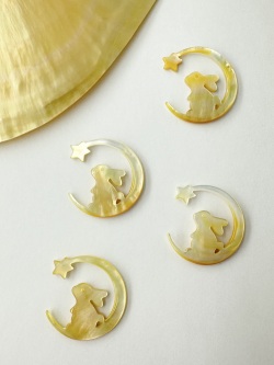 カメオ - 月と兎  左顔(シロチョウガイ)【約24×25mm/1個】[メール便可]まとめ買い10%OFF #2062 En:Shell cameo -White MOP 貝殻