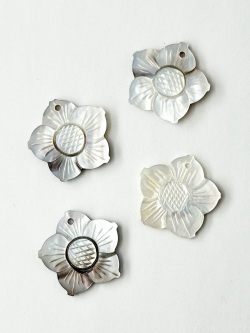 シェルパーツ - フラワー(クロチョウガイ)【約24mm/1個】[メール便可] まとめ買い10%OFF #2110 En:-Shell parts -Black MOP 貝殻