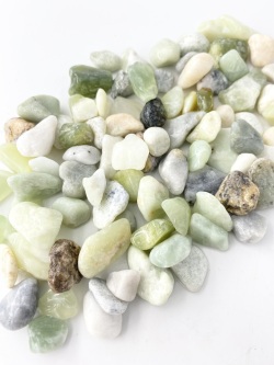 玉砂利　【かわせみ】 1KG　サイズ：3分 （1ｃｍ前後）　♪水槽底石　植木鉢化粧石・マルチング♪En: Pebbles-green-(Size:1cm, per 1kg)
