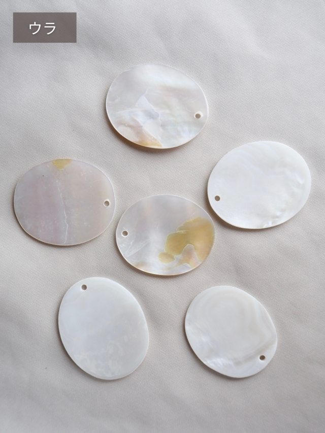 シェルプレートビーズ-オーバルカット-18-（淡水真珠貝）【約3cm