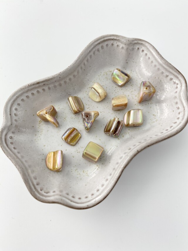 仏像真珠／淡水パール母貝 no.113 仏像真珠／淡水パール母貝 no.113 - メルカリ