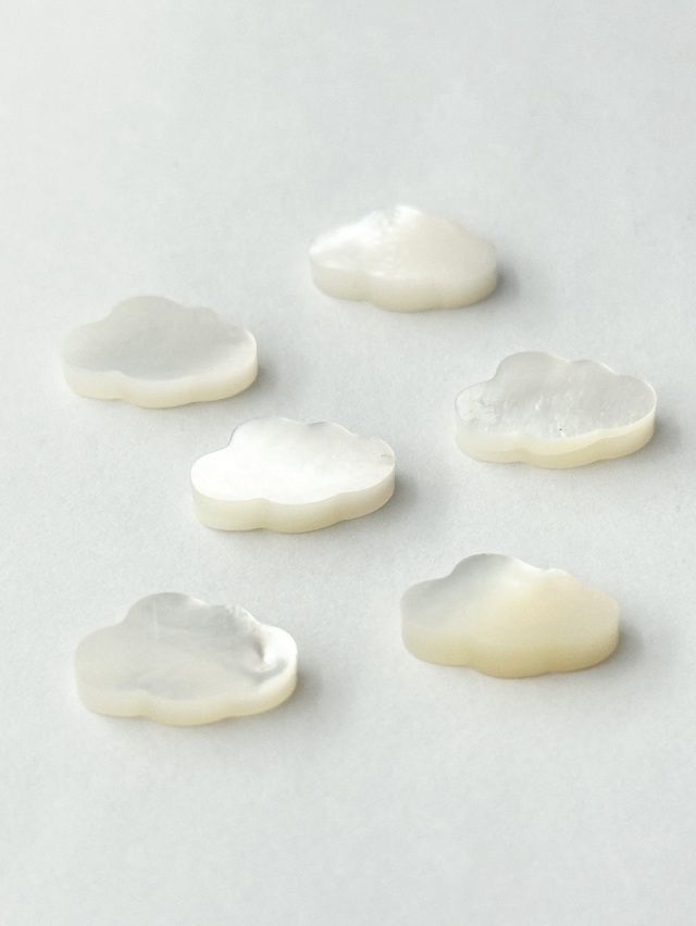 KID商店　ホラ貝 シェルビーズ-雲 横穴(シロチョウガイ)【約8×13mm/1個】[メール