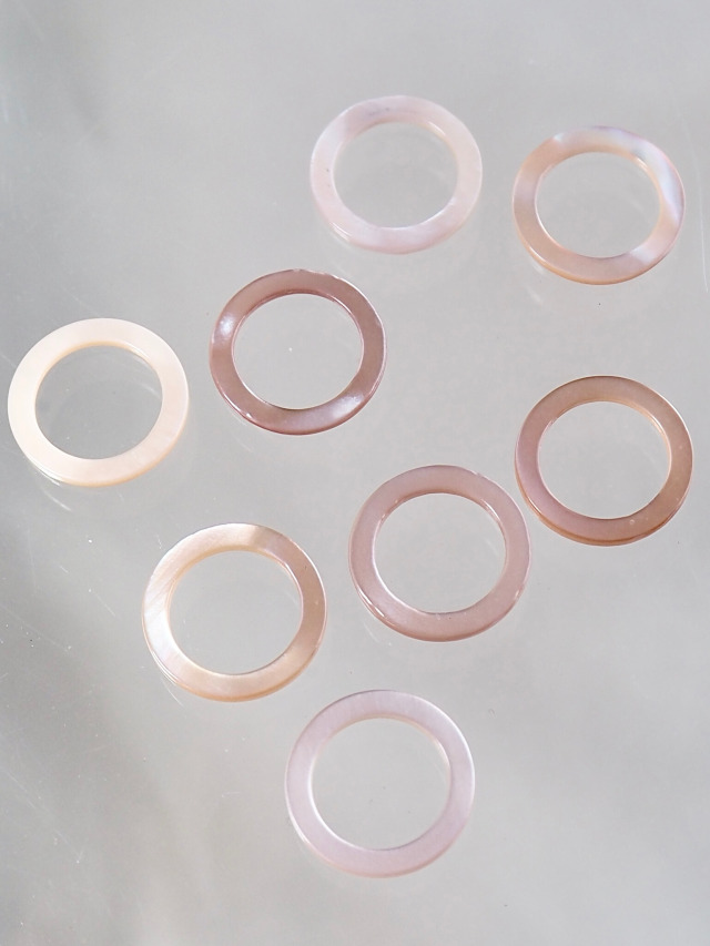 シェルフープ-サークル(淡水真珠貝ピンク)【約9mm/1個】[メール便可