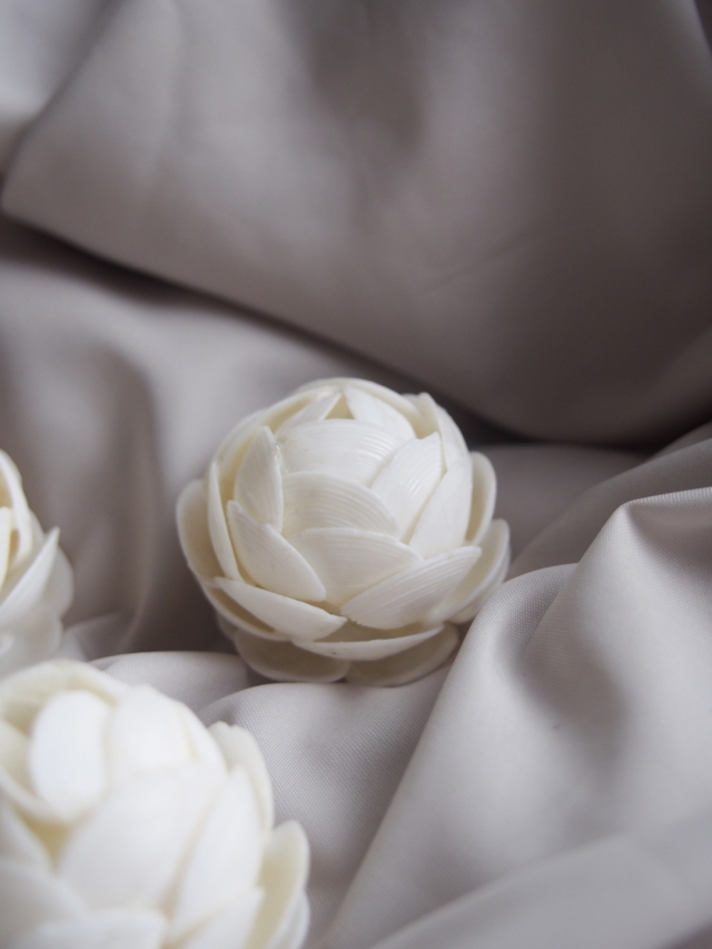 シェルボール/ホワイトカイカイ【直径約4cm/1個】 En: Shell ball