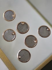 ゴールドエッジ ラウンド -カピス ブラック-【約12mm/6個】[メール便可] #317 En:Shell parts -Capiz- (size12mm per 6pcs) 貝殻