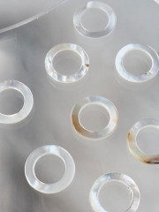 シェルフープ-サークル(シロチョウガイ)【約12mm/1個】[メール便可]まとめ買い10%OFF #1031 En: Shell Beads -White MOP 貝殻