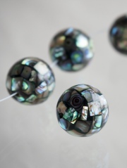 シェルビーズ -螺鈿ボール(パウアアバロン-ヘリトリアワビ)【約14mm/1個】[メール便可]まとめ買い10%OFF #1119 En: Shell Beads -Haliotis iris 貝殻