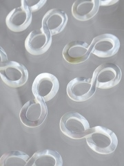 つなぎシェルパーツ-インフィニティ(シロチョウガイ)【約7×18mm】[メール便可]まとめ買い10%OFF #1111 En:Shell beads Trocus 貝殻