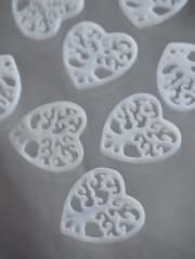 透かしパーツ-ハート(淡水真珠貝)【約16mm/1個】[メール便可] まとめ買い10%OFF #1127 En: Shell Beads -Freshwater pearl MOP 貝殻