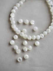 タカセガイ-丸ビーズ【約3mm(約10cm・約33個)】#1336[メール便可]まとめ買い10%OFF En:Shell Beads -Trocus 貝殻