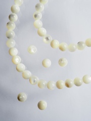 淡水真珠貝 丸ビーズ【約7mm/約10cm・約14個】#119[メール便可]まとめ買い10%OFF En:Freshwater pearl MOP - Shell Beads 貝殻