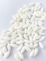 ライスシェルホワイト【1ｃｍ前後/約100個入】[メール便可]  En: Rice shell white(Size:1cm, per 100pcs) 貝殻