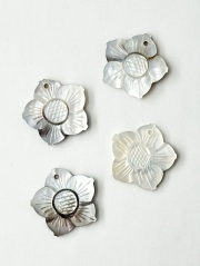 シェルパーツ - フラワー(クロチョウガイ)【約24mm/1個】[メール便可] まとめ買い10%OFF #2110 En:-Shell parts -Black MOP 貝殻